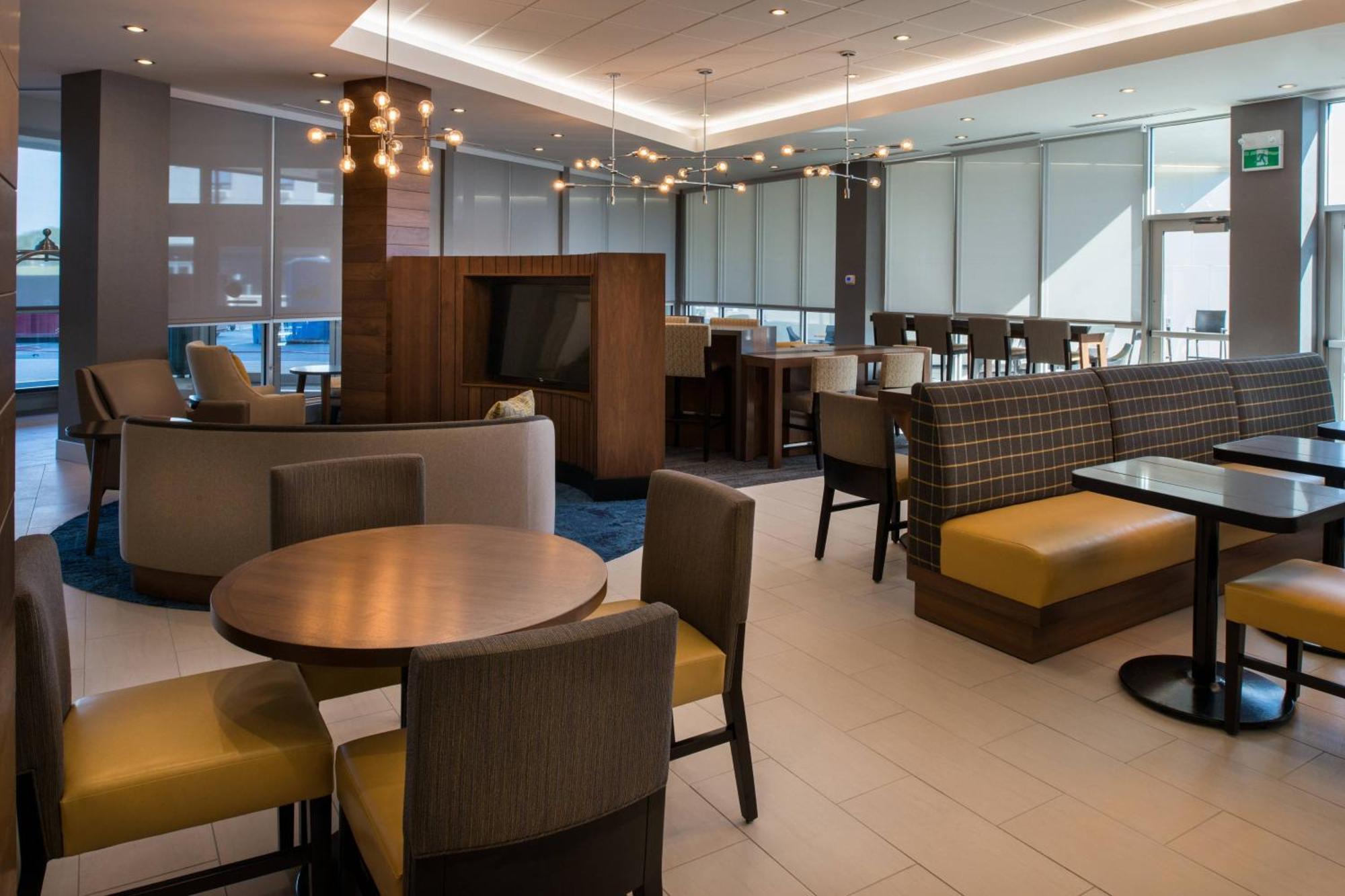Towneplace Suites By Marriott Saskatoon Eksteriør billede