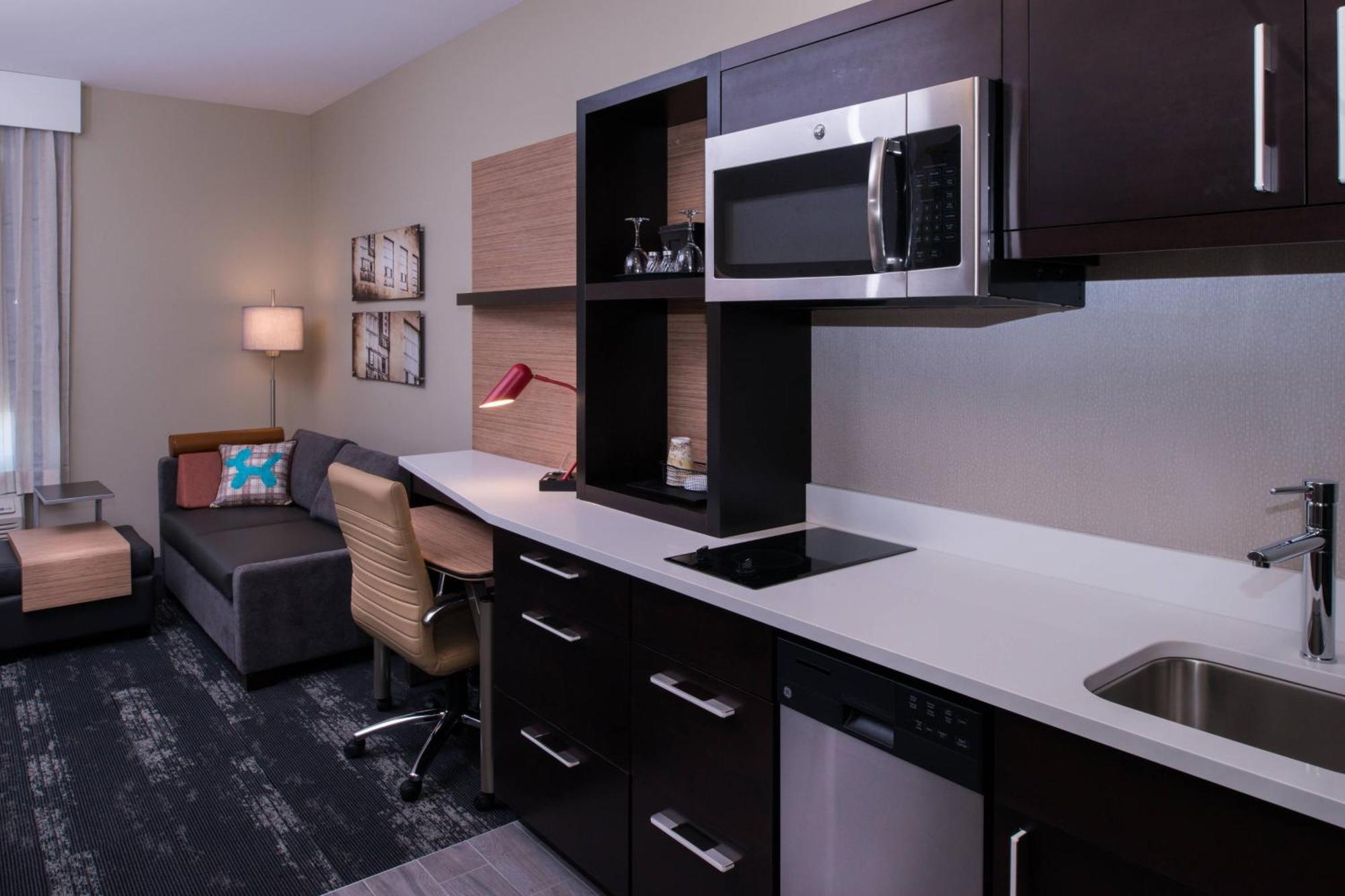 Towneplace Suites By Marriott Saskatoon Eksteriør billede